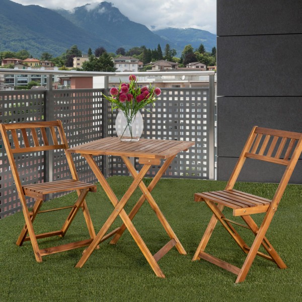 Sillas y mesa de madera para jardín | Distria
