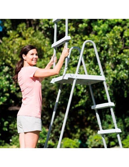 Escalera de seguridad para piscinas desmontables | INTEX